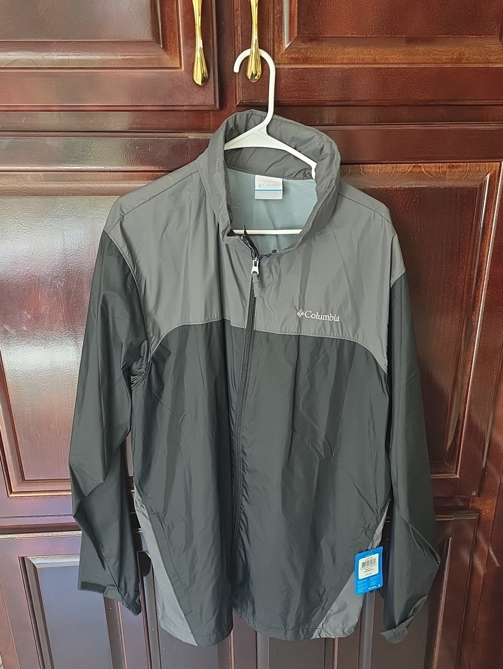 Columbia Men's Two-Tone Gray Windbreaker Jacket